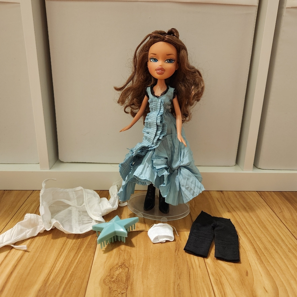 Bratz Behind the Scenes Fashion Ariane